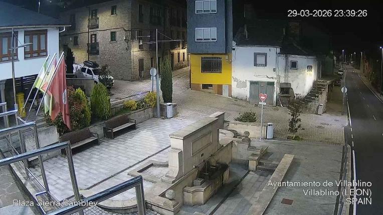Webcam Leitariegos: Plaza Sierra Pambley