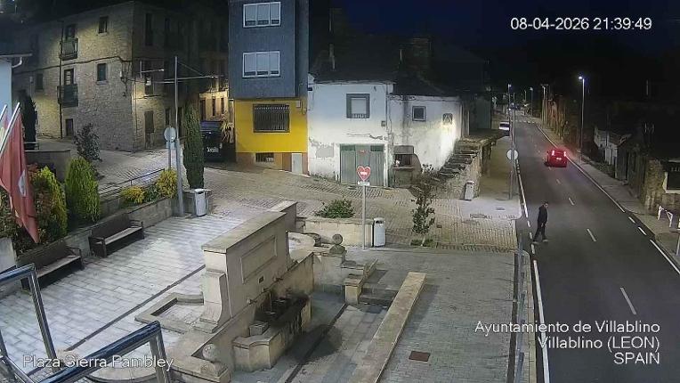 Webcam Leitariegos: Plaza Sierra Pambley