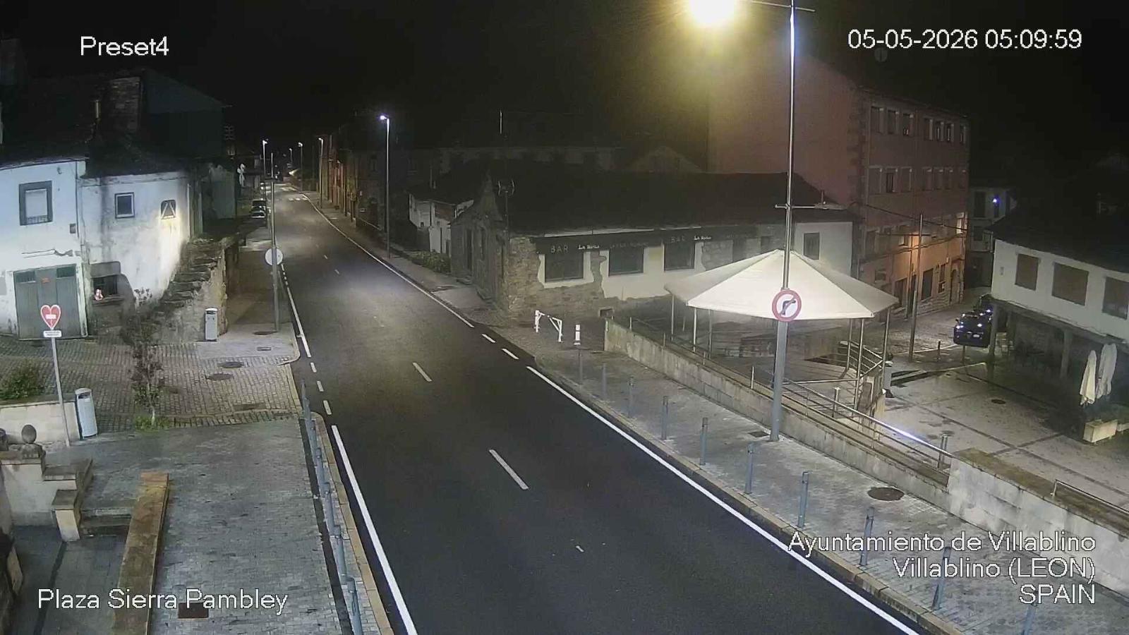 Webcam Leitariegos: Plaza Sierra Pambley