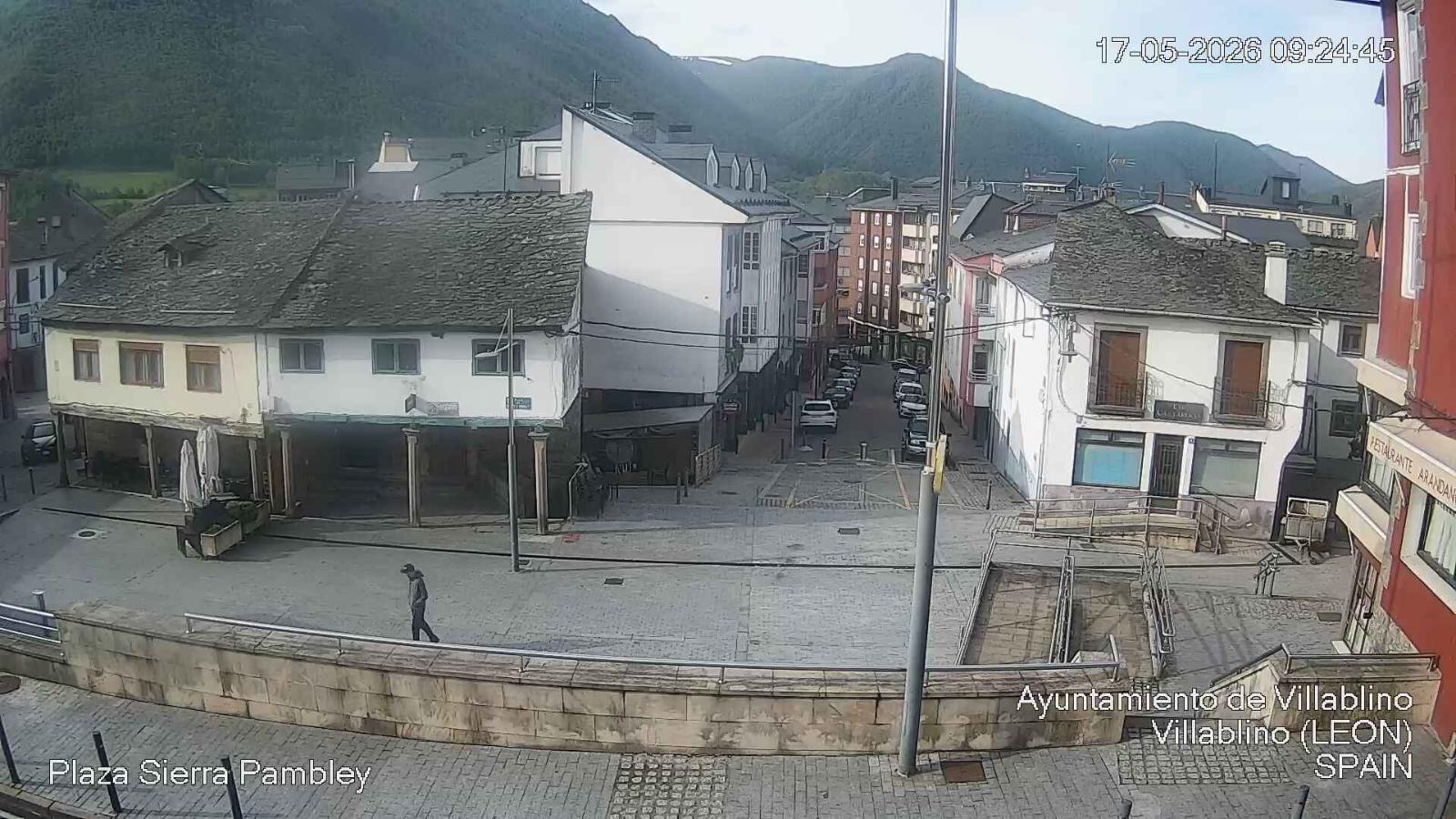 Webcam Leitariegos: Plaza Sierra Pambley