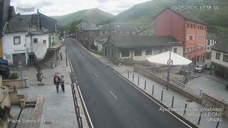 Webcam Leitariegos: Plaza Sierra Pambley