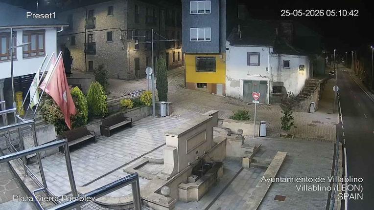 Webcam Leitariegos: Plaza Sierra Pambley