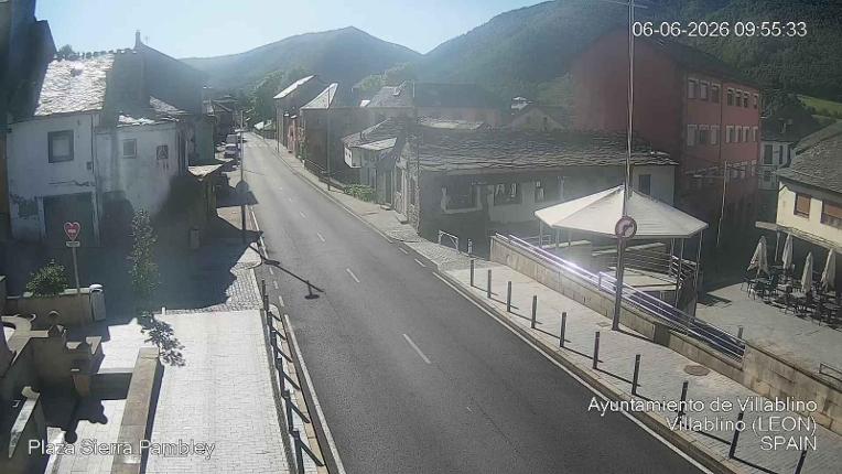 Webcam Leitariegos: Plaza Sierra Pambley