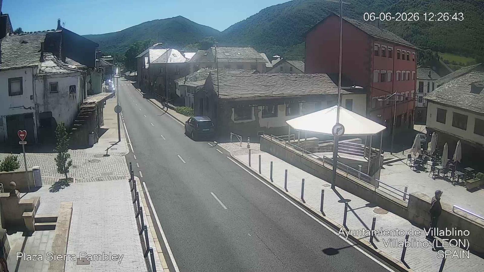 Webcam Leitariegos: Plaza Sierra Pambley