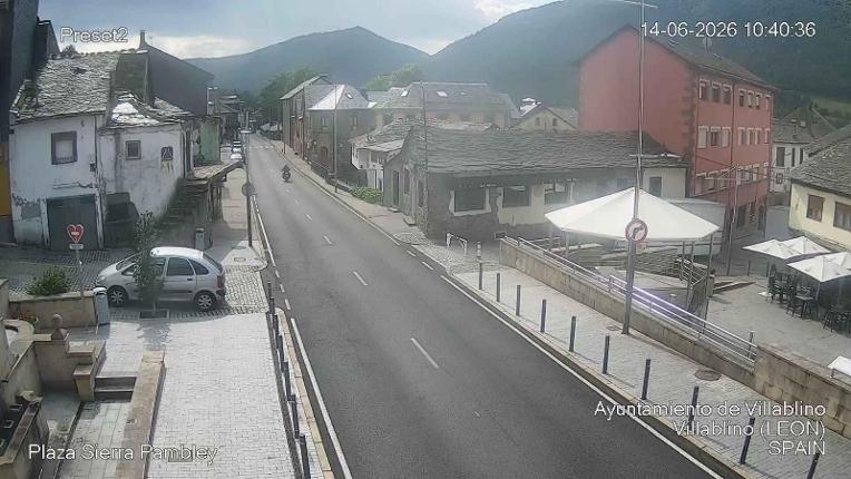 Webcam Leitariegos: Plaza Sierra Pambley