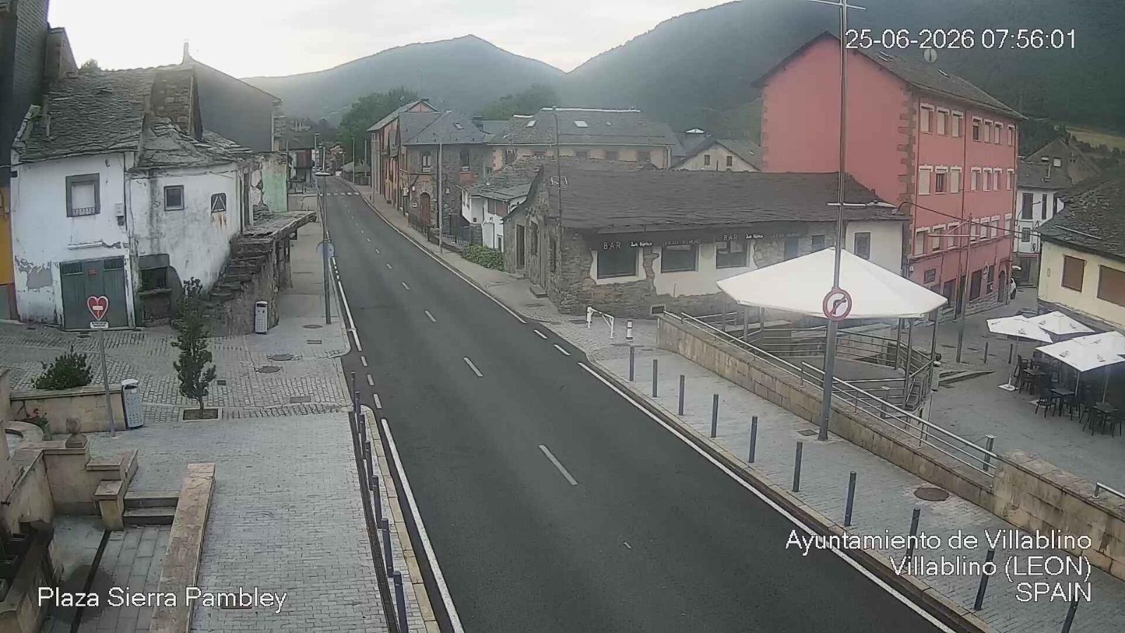 Webcam Leitariegos: Plaza Sierra Pambley