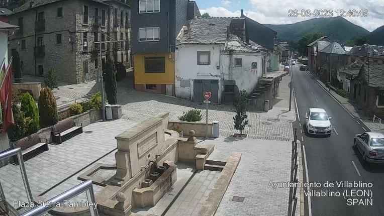 Webcam Leitariegos: Plaza Sierra Pambley