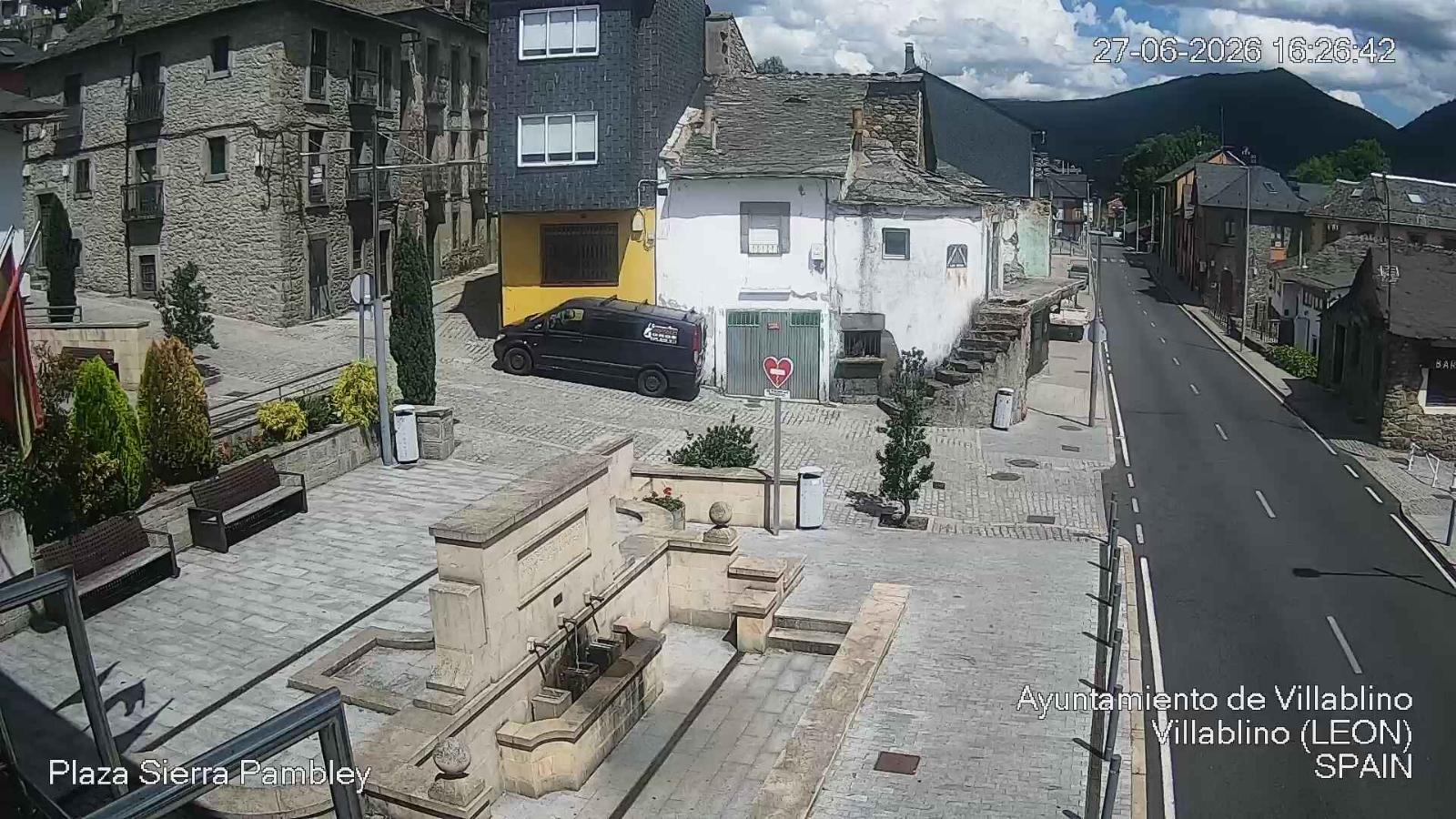 Webcam Leitariegos: Plaza Sierra Pambley
