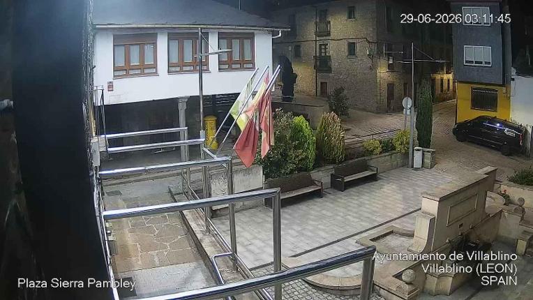 Webcam Leitariegos: Plaza Sierra Pambley