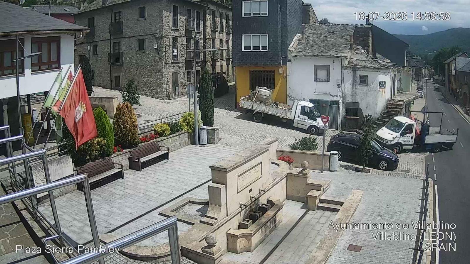 Webcam Leitariegos: Plaza Sierra Pambley