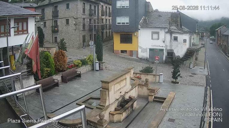 Webcam Leitariegos: Plaza Sierra Pambley