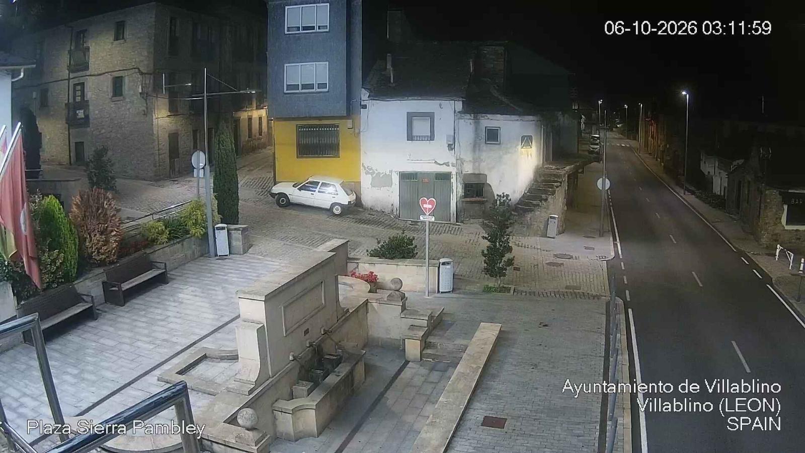 Webcam Leitariegos: Plaza Sierra Pambley