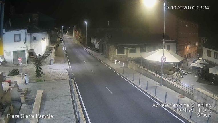 Webcam Leitariegos: Plaza Sierra Pambley