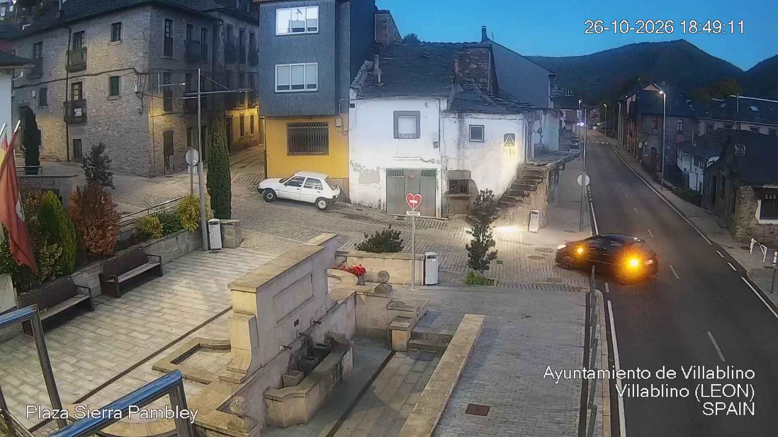Webcam Leitariegos: Plaza Sierra Pambley