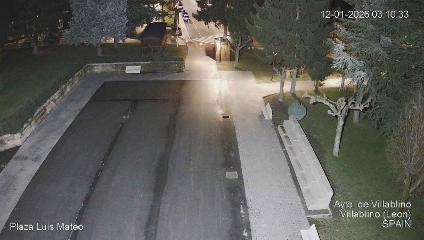 Leitariegos: Plaza de Luis Mateo (aytovillablino.com)