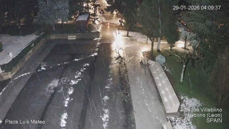 Webcam Leitariegos: Plaza de Luis Mateo