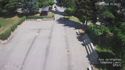 Leitariegos: Plaza de Luis Mateo (aytovillablino.com)