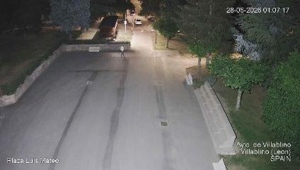 Leitariegos: Plaza de Luis Mateo (aytovillablino.com)