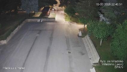 Leitariegos: Plaza de Luis Mateo (aytovillablino.com)