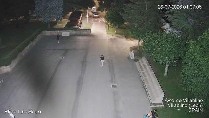 Leitariegos: Plaza de Luis Mateo (aytovillablino.com)