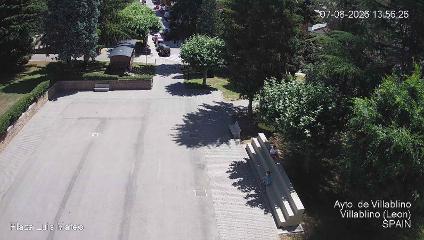 Leitariegos: Plaza de Luis Mateo (aytovillablino.com)