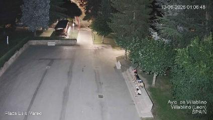 Leitariegos: Plaza de Luis Mateo (aytovillablino.com)