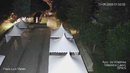 Leitariegos: Plaza de Luis Mateo (aytovillablino.com)
