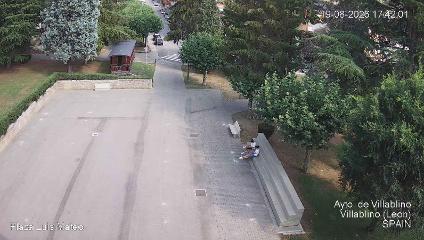 Leitariegos: Plaza de Luis Mateo (aytovillablino.com)