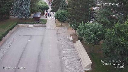 Leitariegos: Plaza de Luis Mateo (aytovillablino.com)