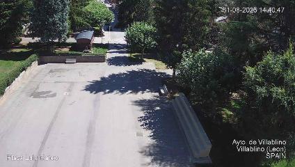 Leitariegos: Plaza de Luis Mateo (aytovillablino.com)
