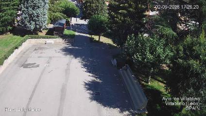 Leitariegos: Plaza de Luis Mateo (aytovillablino.com)