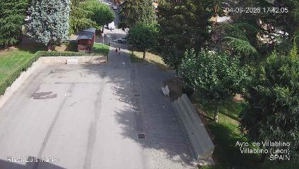 Leitariegos: Plaza de Luis Mateo (aytovillablino.com)