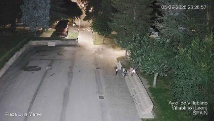 Leitariegos: Plaza de Luis Mateo (aytovillablino.com)