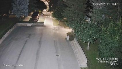 Leitariegos: Plaza de Luis Mateo (aytovillablino.com)