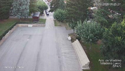 Leitariegos: Plaza de Luis Mateo (aytovillablino.com)
