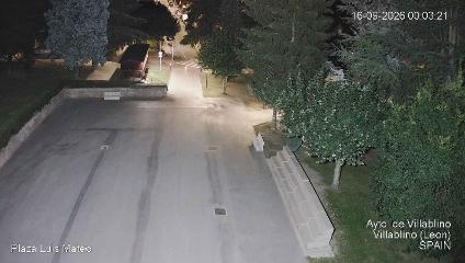 Leitariegos: Plaza de Luis Mateo (aytovillablino.com)