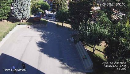 Leitariegos: Plaza de Luis Mateo (aytovillablino.com)