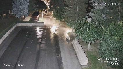 Leitariegos: Plaza de Luis Mateo (aytovillablino.com)