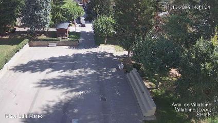 Leitariegos: Plaza de Luis Mateo (aytovillablino.com)