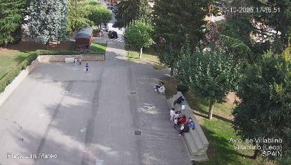 Leitariegos: Plaza de Luis Mateo (aytovillablino.com)