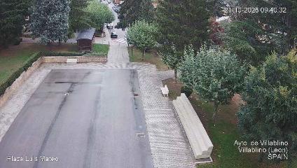 Leitariegos: Plaza de Luis Mateo (aytovillablino.com)