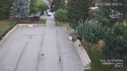 Leitariegos: Plaza de Luis Mateo (aytovillablino.com)