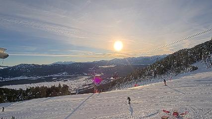 Les Angles: Bas de station (lesangles.com)