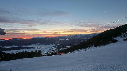 Les Angles: Bas de station (lesangles.com)