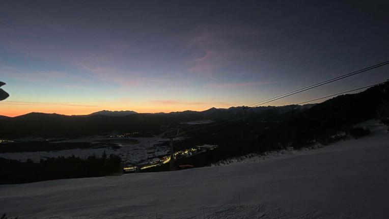 Webcam Les Angles: Bas de station