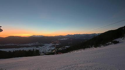 Les Angles: Bas de station (lesangles.com)