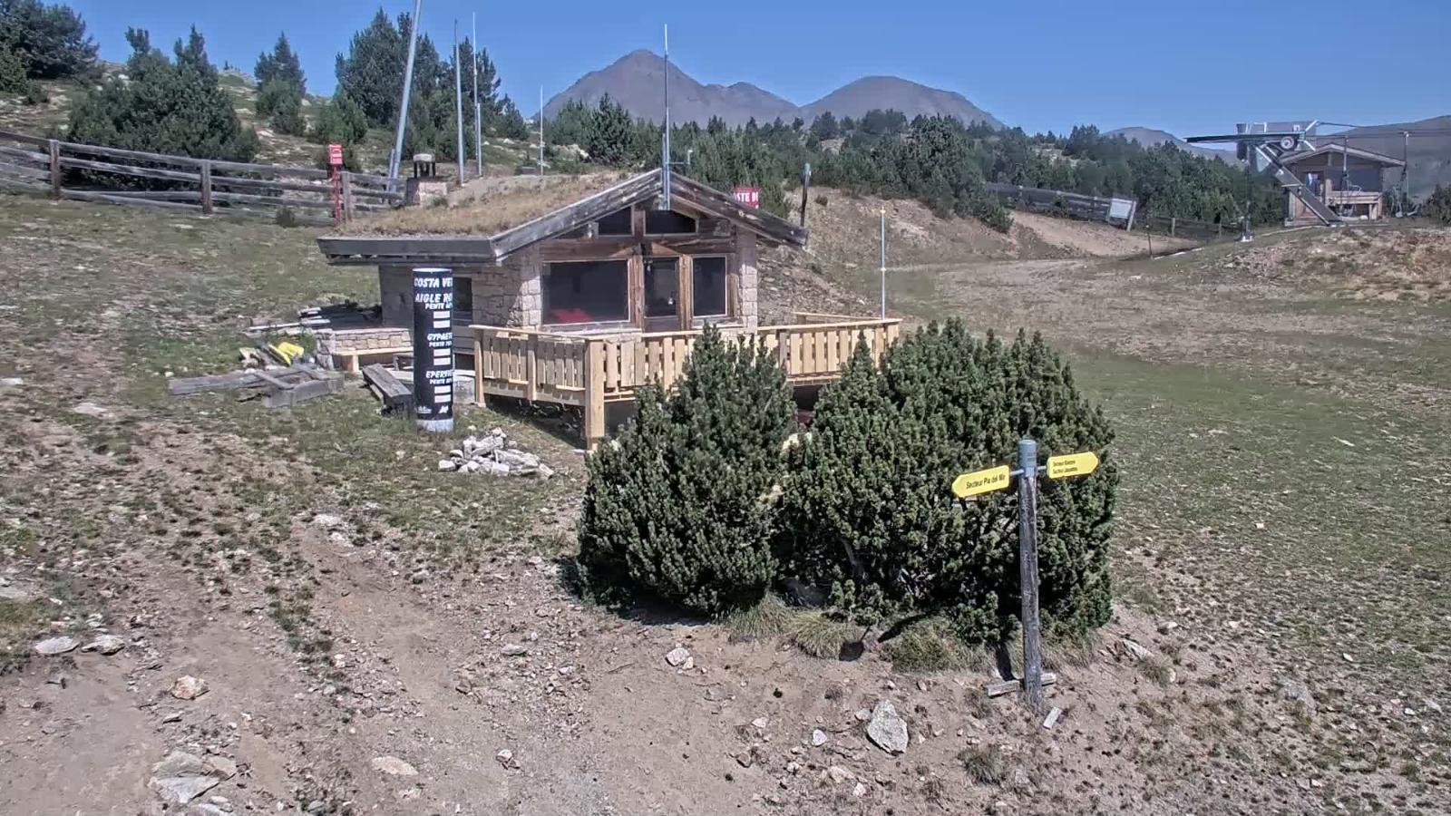 Webcam Les Angles: Roc d aude