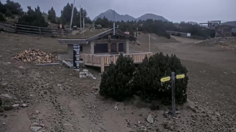 Webcam Les Angles: Roc d aude
