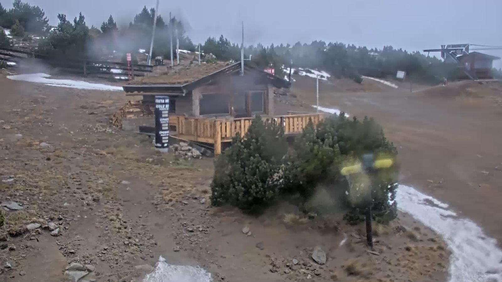 Webcam Les Angles: Roc d aude