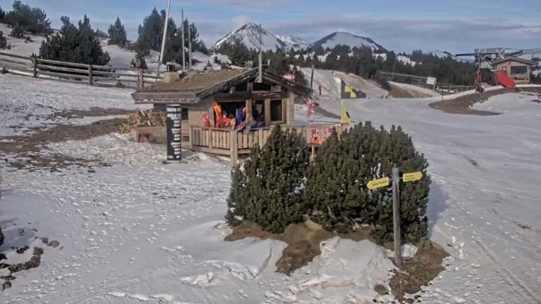 Webcam Les Angles: Roc d aude